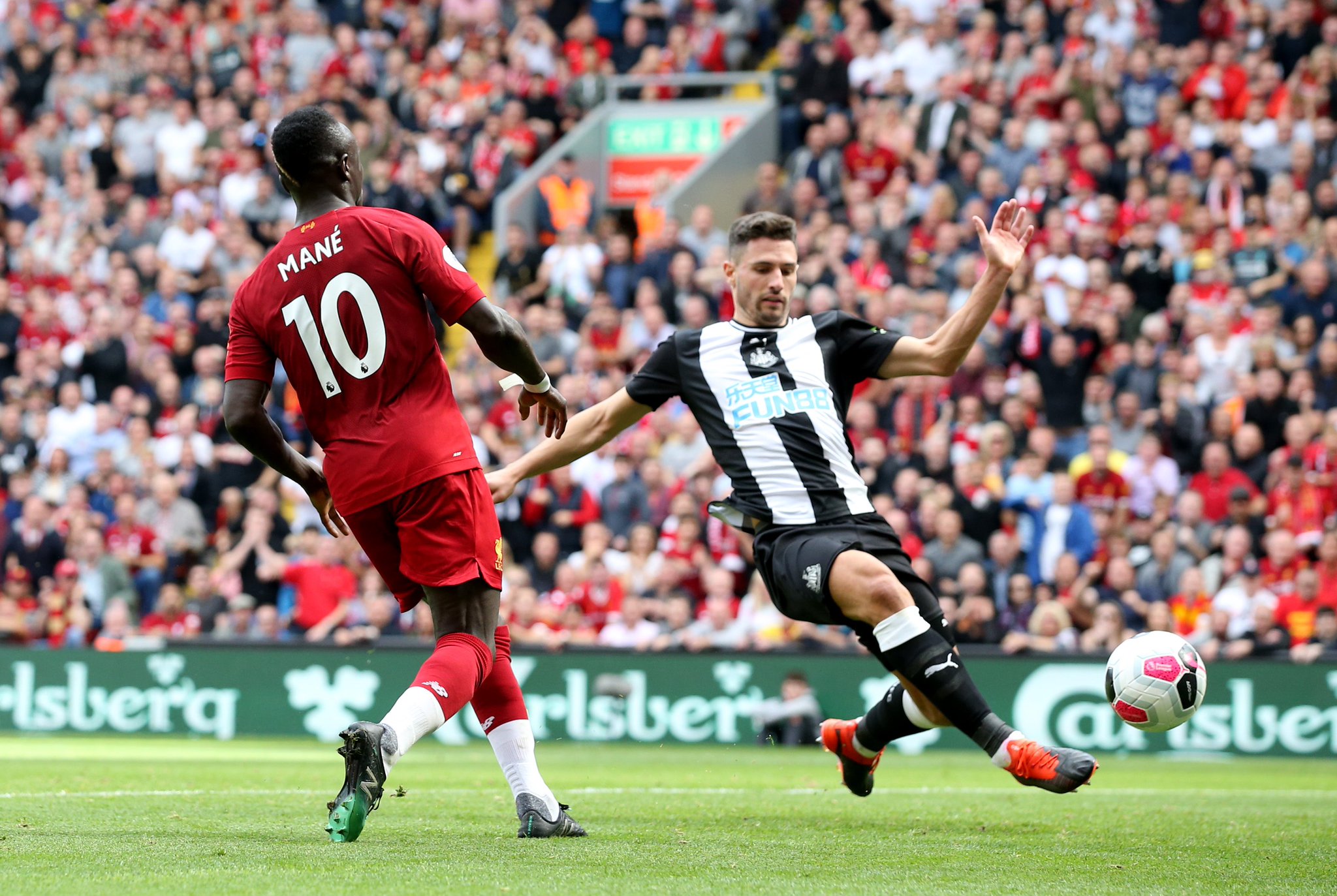 揭示其背后 揭示其背后